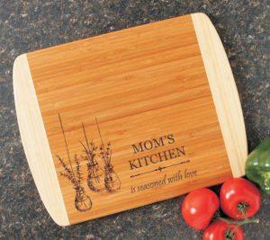 https://www.engravablecreations.com/wp-content/uploads/2018/04/Mothers-Day-Engraved-Cutting-Board-300x267.jpg